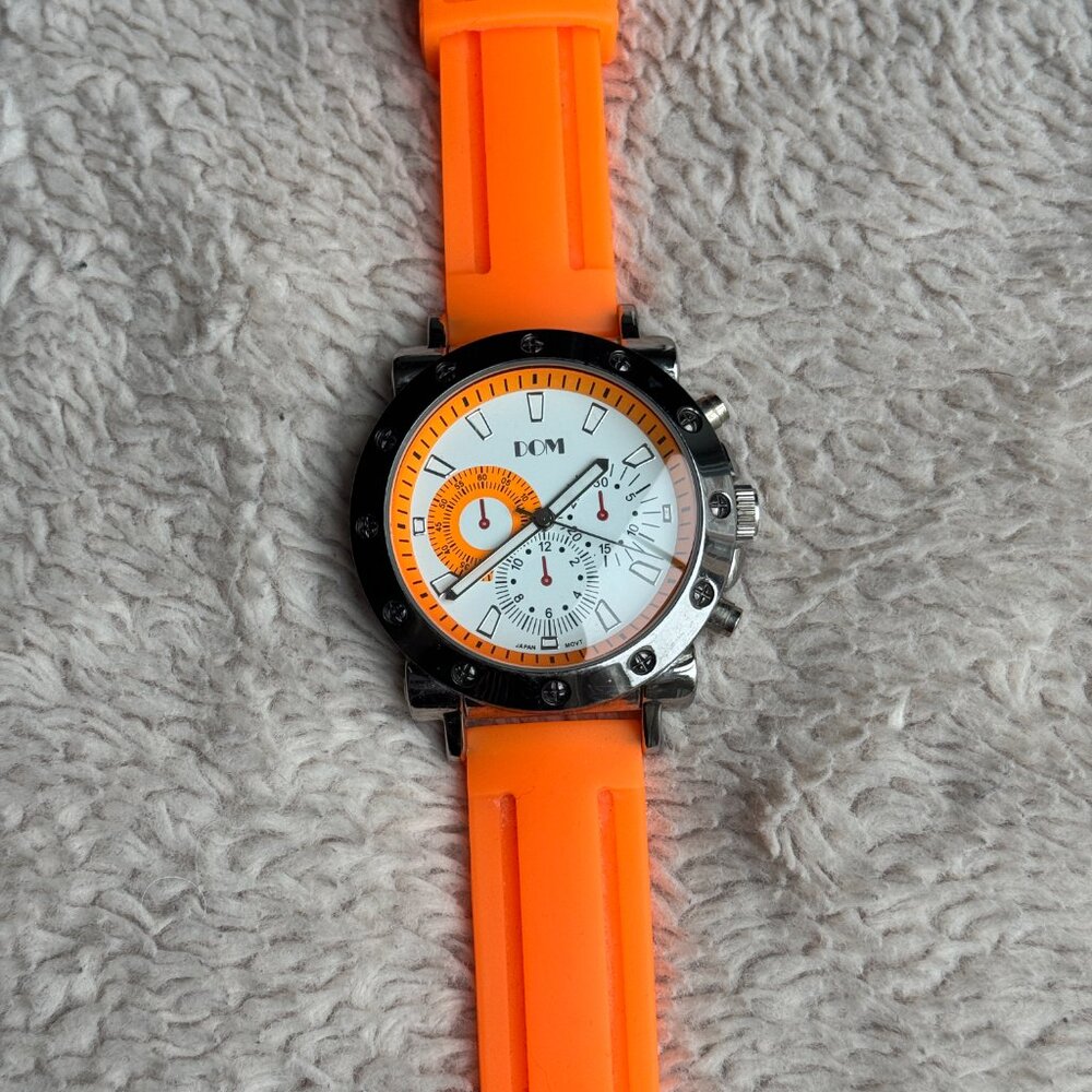 DOM Oversized Watch - Picture 3 of 8